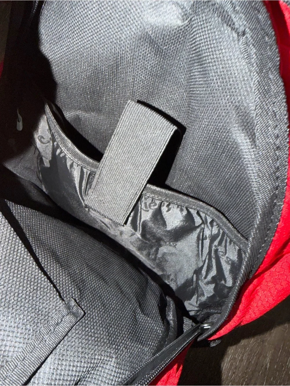 Red Logo-Print Backpack with Mesh Pockets - Men's Daypack